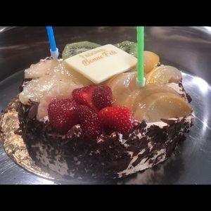 Meet your Posher, Maya